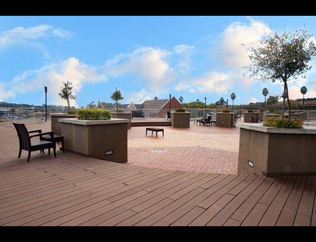 22,824M² BUILDING FOR SALE IN CONSTANTIA KLOOF